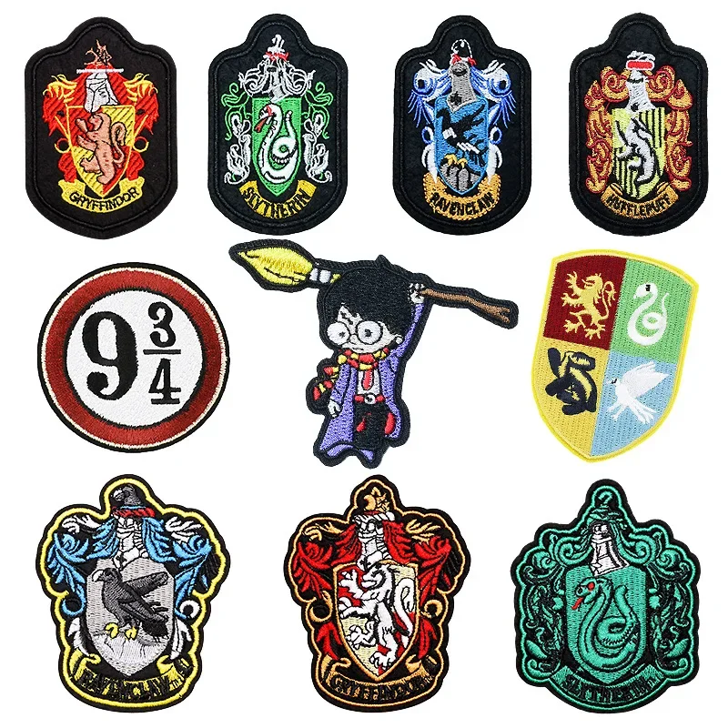 Hogwarts Magic Academy Anime Figure Ricamo Patch Su Vestiti Adesivi Per Giacca Cartoon Decor Pantaloni Borsa Abbigliamento Patch