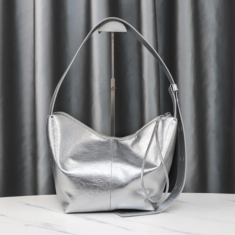 24 New miu style oil wax leather bag high -quality large -capacity pleated fold two layers of skin underarms bag