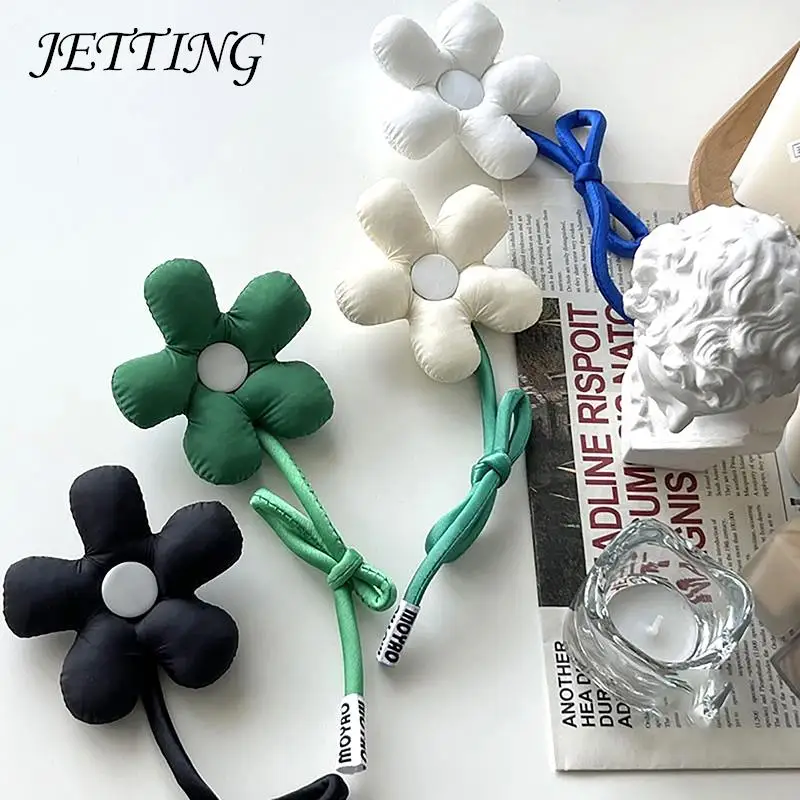 

Cute DIY Flower Brooches Bag Pendant Lapel Pins Badges Brooch Fashion Clothes Bag Decor Jewelry Accessories
