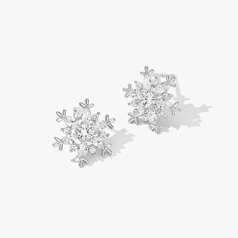 

Серьги-гвоздики женские из серебра 925 пробы с цирконом