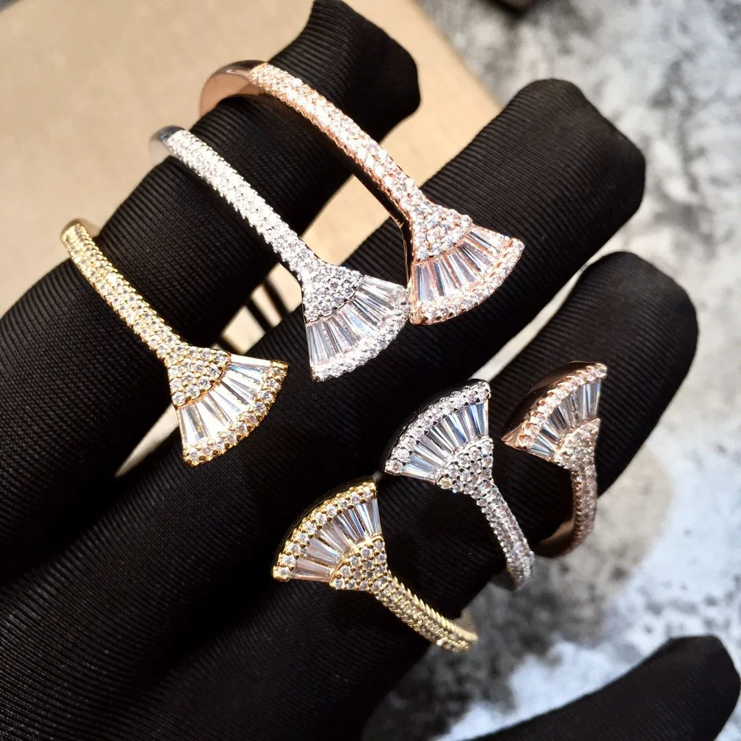 2022 Hot Trend Brand Fan Ladder Square Drill Small Skirt Open Bracelet Gold Rose Gold SilverEveryday Wear, Party, Birthday