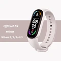 Antique white 19
