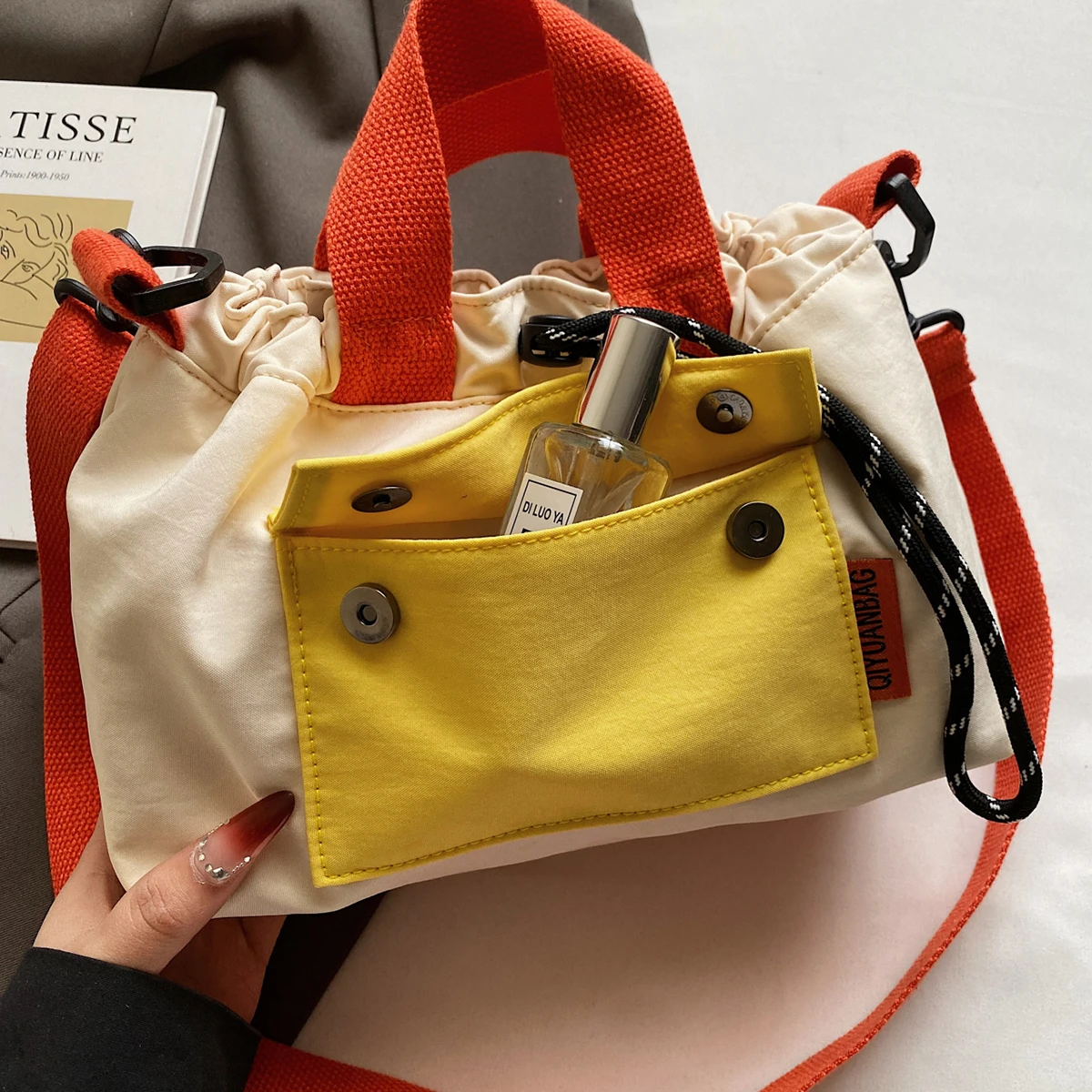 The New Unisex Messenger Bag, Outdoor Functional Shoulder Bag, Commuter Shoulder Bag, Storage Bag, Female Contrast Backpack