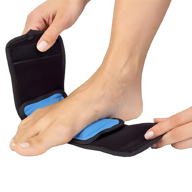 Small Reusable Gel Ice Pack Support Compress for Injuries and Pain Relief Cold Therapy Wrap for Hand, Arch of Foot, Wrist, Elbow Small Reusable Gel Ice Pack Support Compress for Injuries and Pain Relief Cold Therapy Wrap for Hand, Arch of Foot, Wrist, Elbow