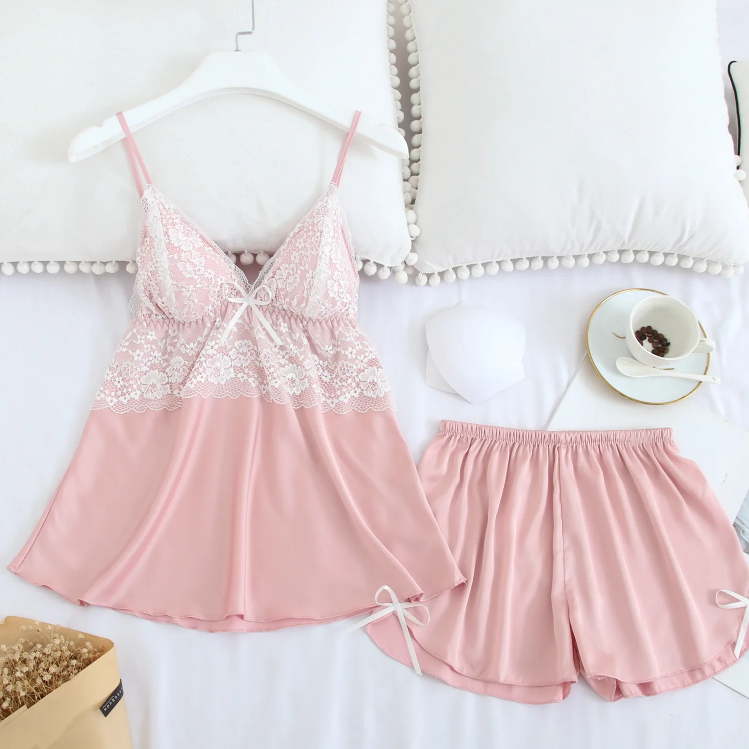 

Satin Pajamas Suit Lingerie V-Neck Nightwear Two Pieces Cami&Shorts Set Women Lace Patchwork Sleepwear With Bow Lounge Wear