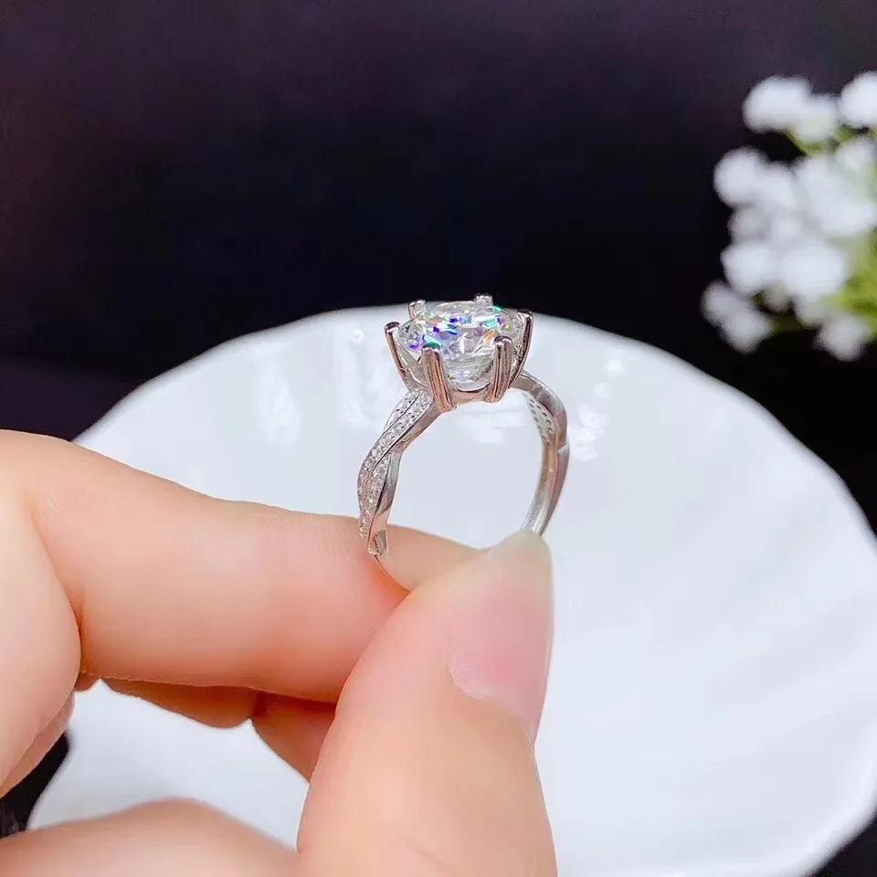 

Douyin Kuaishou live broadcast hot style 2-carat Hearts and Arrows imitation American imported D-color Moissanite diamond ring