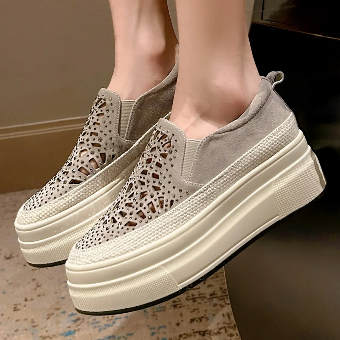 

Женские ажурные мокасины из натуральной замши, лоферы на платформе, толстая подошва, без застежки, дышащие, повседневные туфли с кристаллами, лето