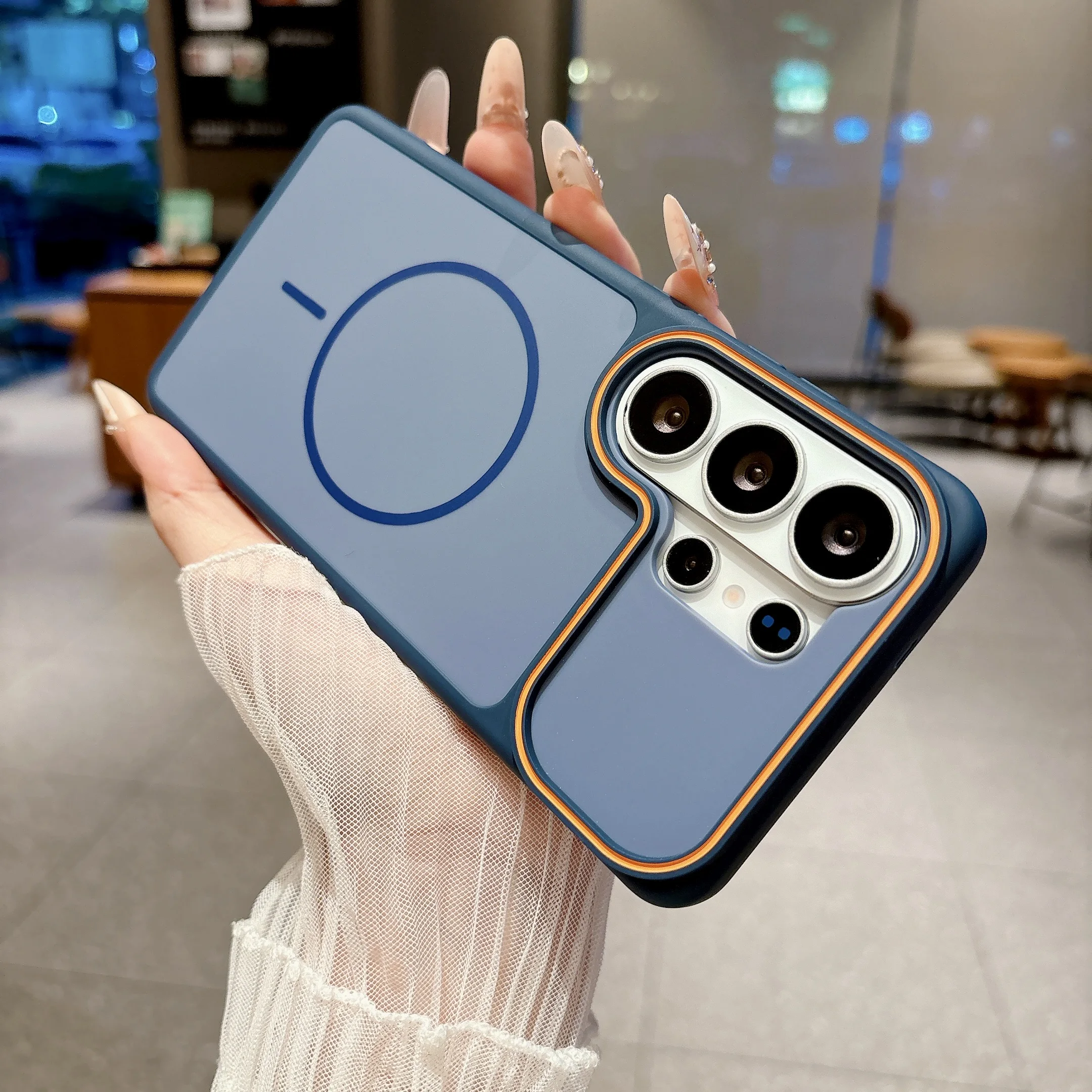 Luxury Contrast Color Frosted Magnetic Phone Case with Shockproof Design for Magsafe Compatibility