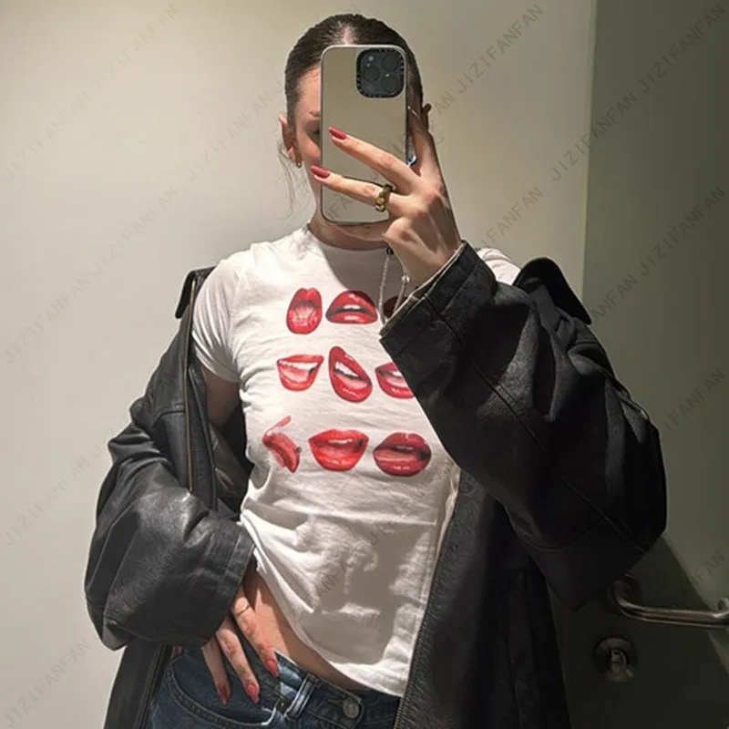 

Tops Sexys Y2K Streetwear Lip Print Women's Punk Crop Tops Aesthetic Grunge Tee Vintage E-Girl Clothes Gothic Fairycore Baby Tee
