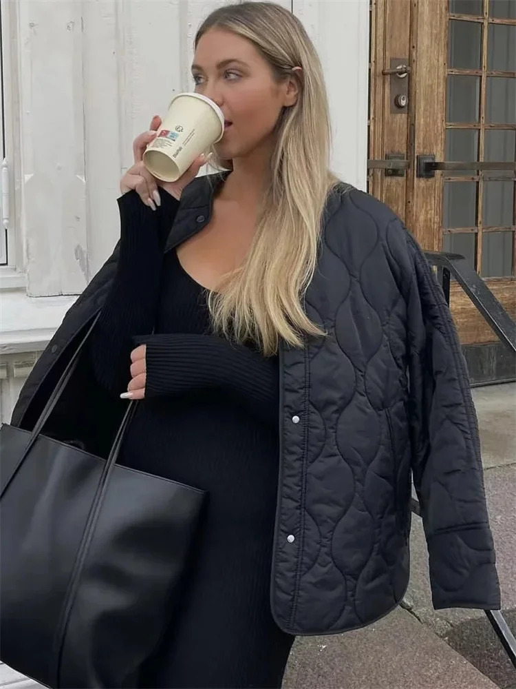 امرأة عادية الأسود فضفاض س الرقبة سترة 2022 الشتاء الإناث الشتاء الصلبة الدافئة جاكيتات السيدات عالية الشارع أبلى 1 امرأة عادية الأسود فضفاض س الرقبة سترة 2022 الشتاء الإناث الشتاء الصلبة الدافئة جاكيتات السيدات عالية الشارع أبلى 1