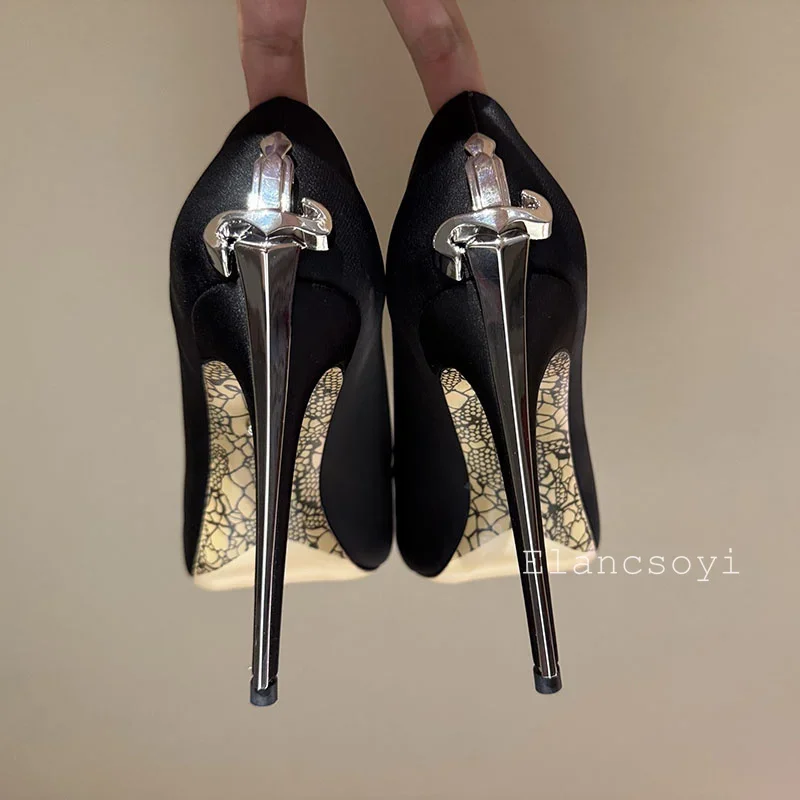 S.Lathrliuy Pumps Lifestyle Image 9