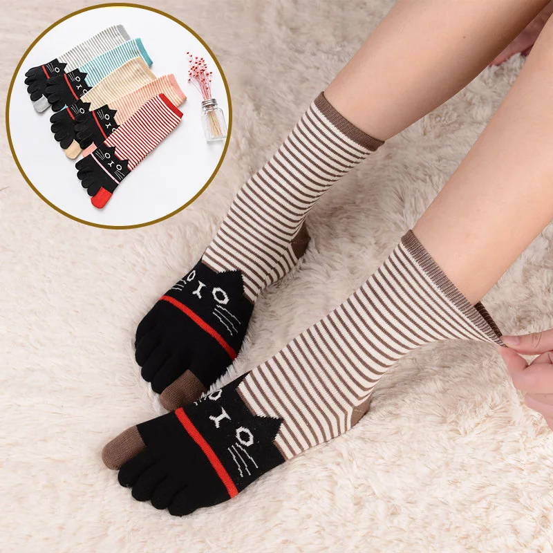 

Fashion Ladies Autumn And Winter Horizontal Striped Cartoon Cat Five Finger Socks In The Tube To Keep Warm Cotton Toe Socks