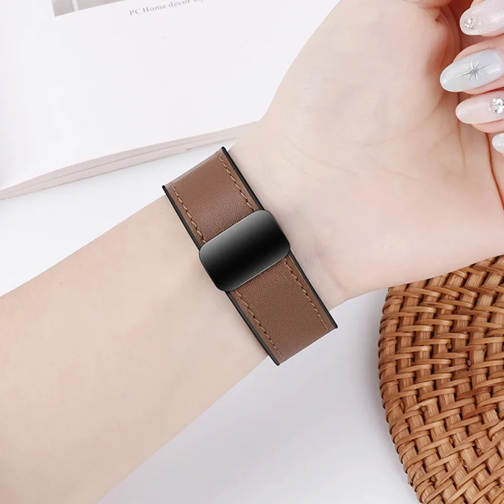 Enhanced Silicone-Leather Hybrid Strap - 22/20mm Versatile Bracelet Band