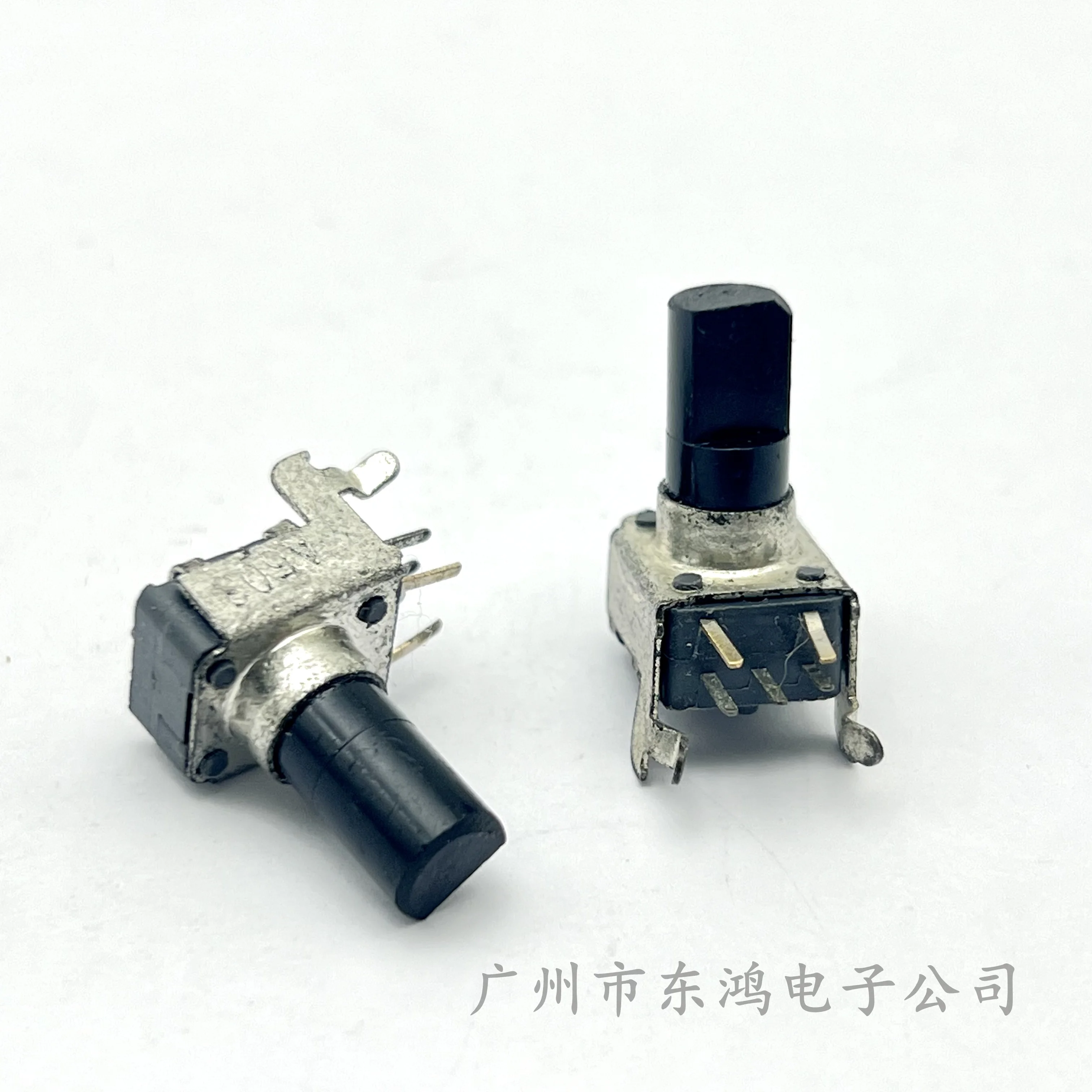 Potenziometro Verticale RV09 12.5mm - 5K, 10K, 50K, 100K, 3 Pin Per Audio, Volume E Regolazione Potenza - Foto 10