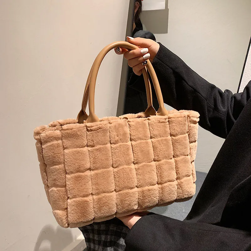 

Plush Woman Bags Large Capacity Tote Designer Fashion Autumn Winter Soft Vintage Luxury Handbags For Women Shoulder Shopper Bags