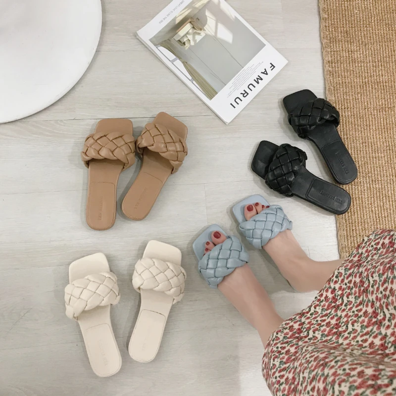 

Тапки для женщин, новинка 2024, квадратный носок, Интернет-знаменитости, модные тапочки