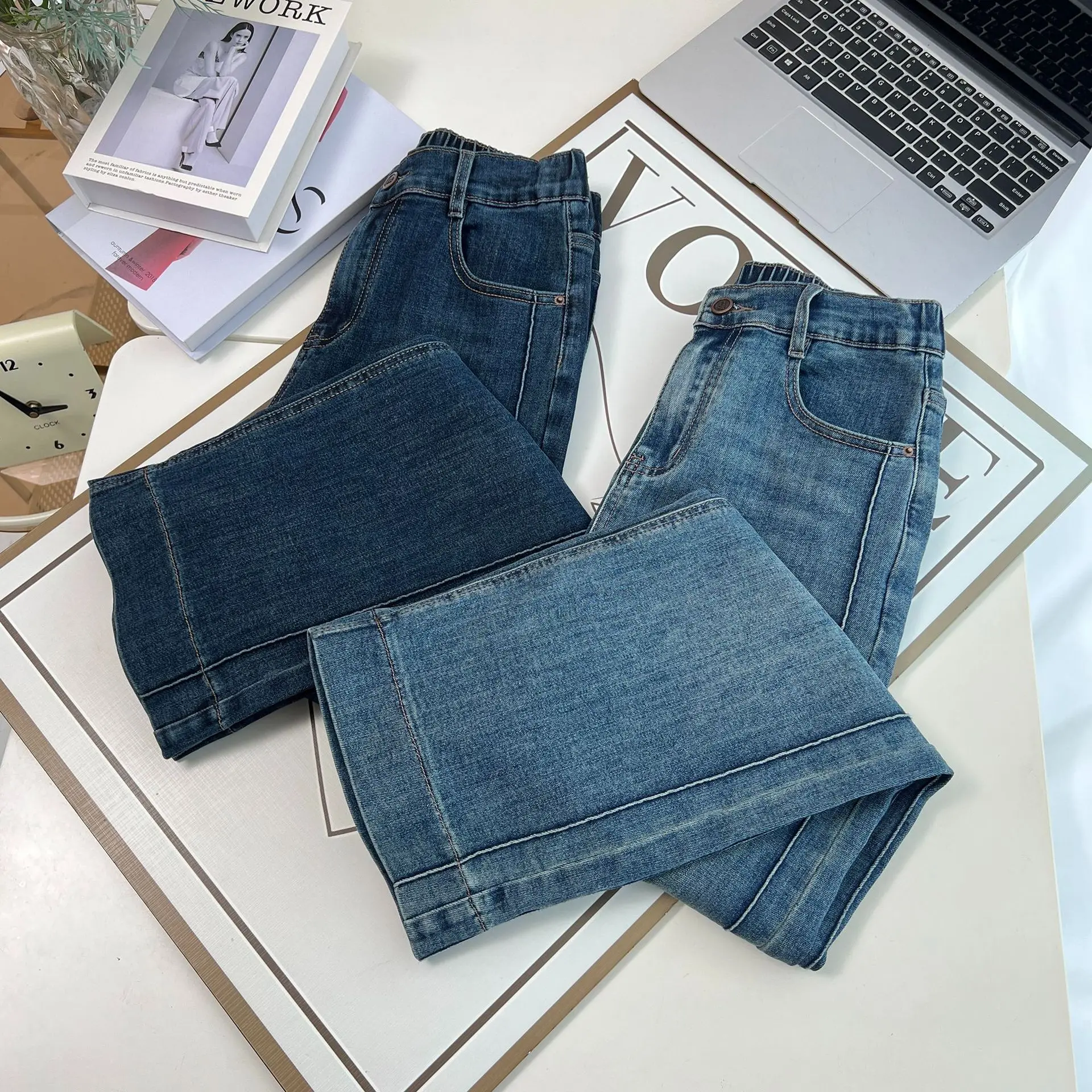 Plus Size Women's Jeans Autumn Wear Simple And Casual VINTAGE Side Splice Stretched Denim Straight Leg Long Pants 8658