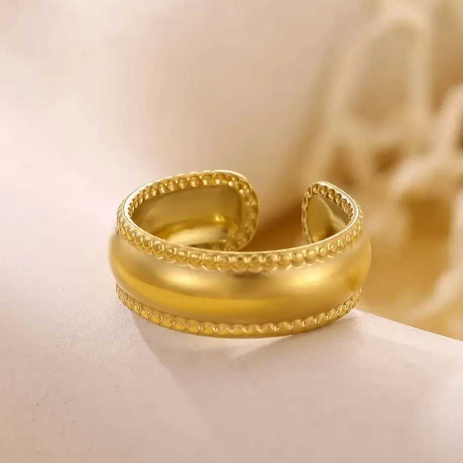 Stainless Steel Mobius Twist Rings For Women