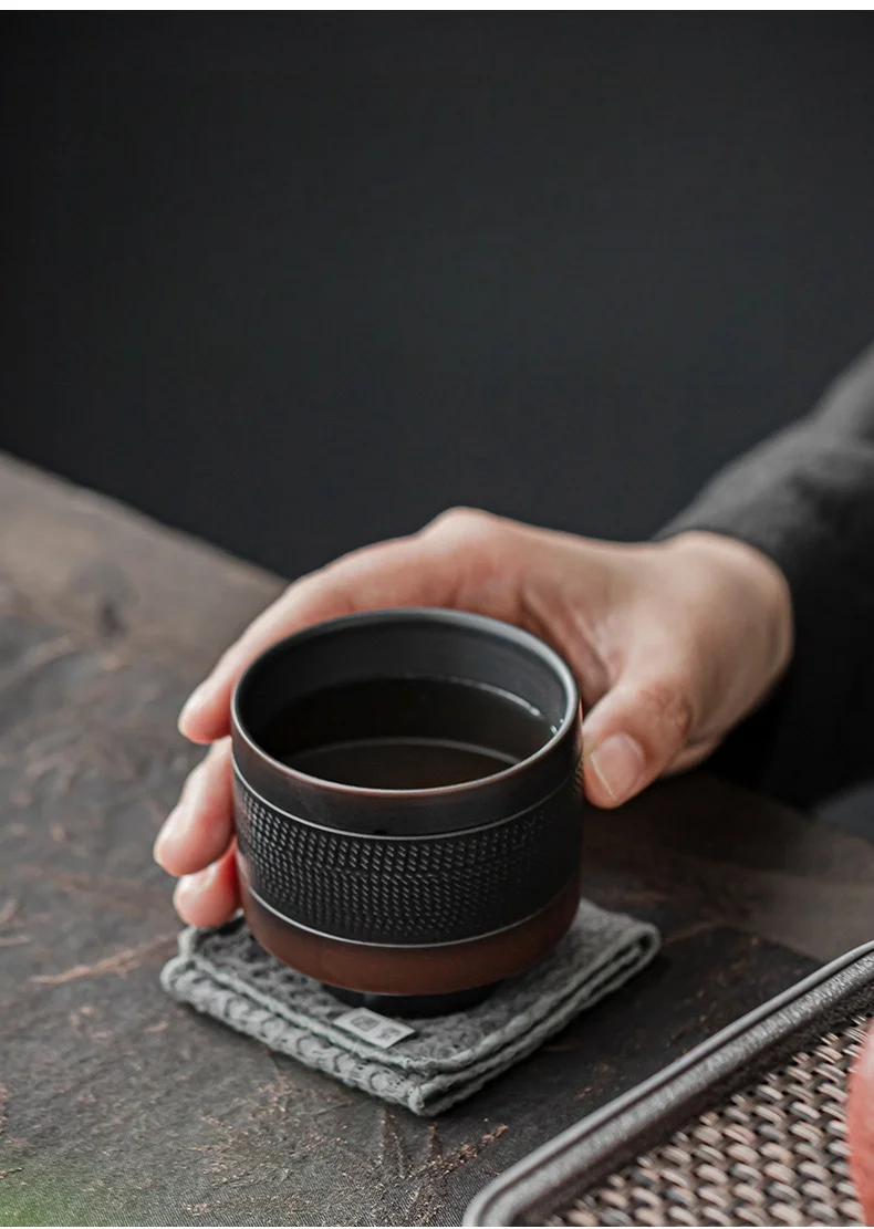 Description Picture 6 of itemRetro Carving Teacups High-end Ceramic Tea Set Cups Purple Pottery Kung Fu Tea Cup Ceramics Teaware Cup for tea Small Teacup