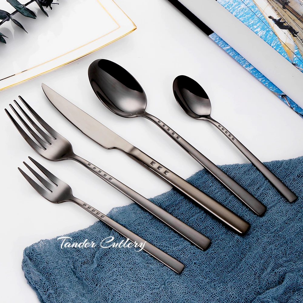 25-Piece Cutlery and Utensil Set