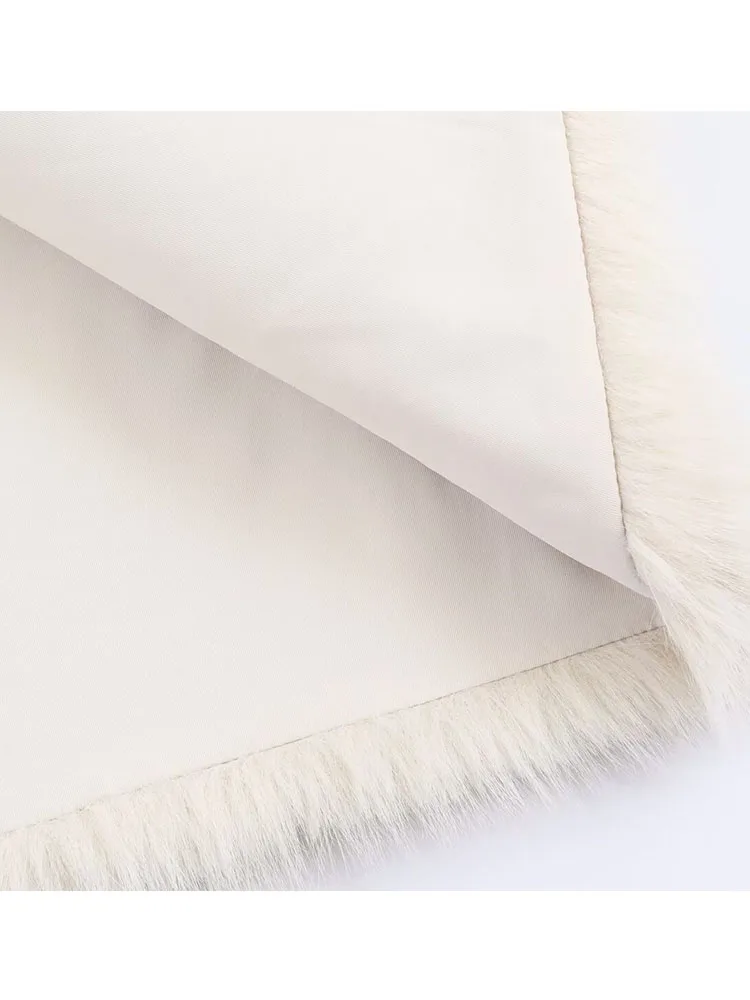 Chic Elegant Faux Fur Vest Top Women Fashion V neck Fluffy Vests Coat 2025 Winter Female Sleeveless Jacket Waistcoat Outerwear ﻿