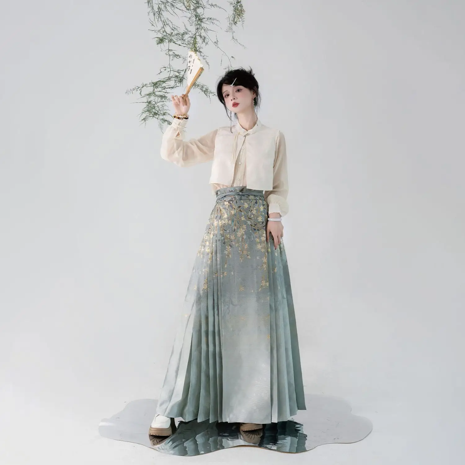 

2024 autumn new chinese style aircraft sleeve set hanfu gradient horse face skirt two piece set girl improved daily hanfu dress
