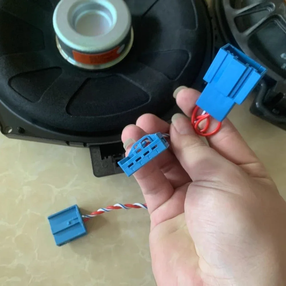 Car Subwoofer Wiring Bass Low Range Correct Connector 1/2 PCS BMW F10 F20 F30 F32 F02 F15 F25 F01 E60 E90 G20 G30 3 5 Series