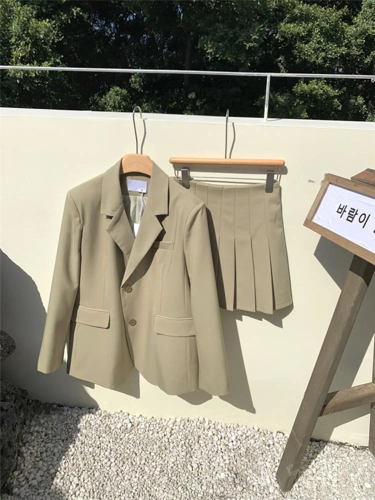 Korean Fashion Solid Two-piece Skirt Set Women Single Breasted Blazer Coat + Pleated Mini Skirt Autumn Office Lady Casual Suits