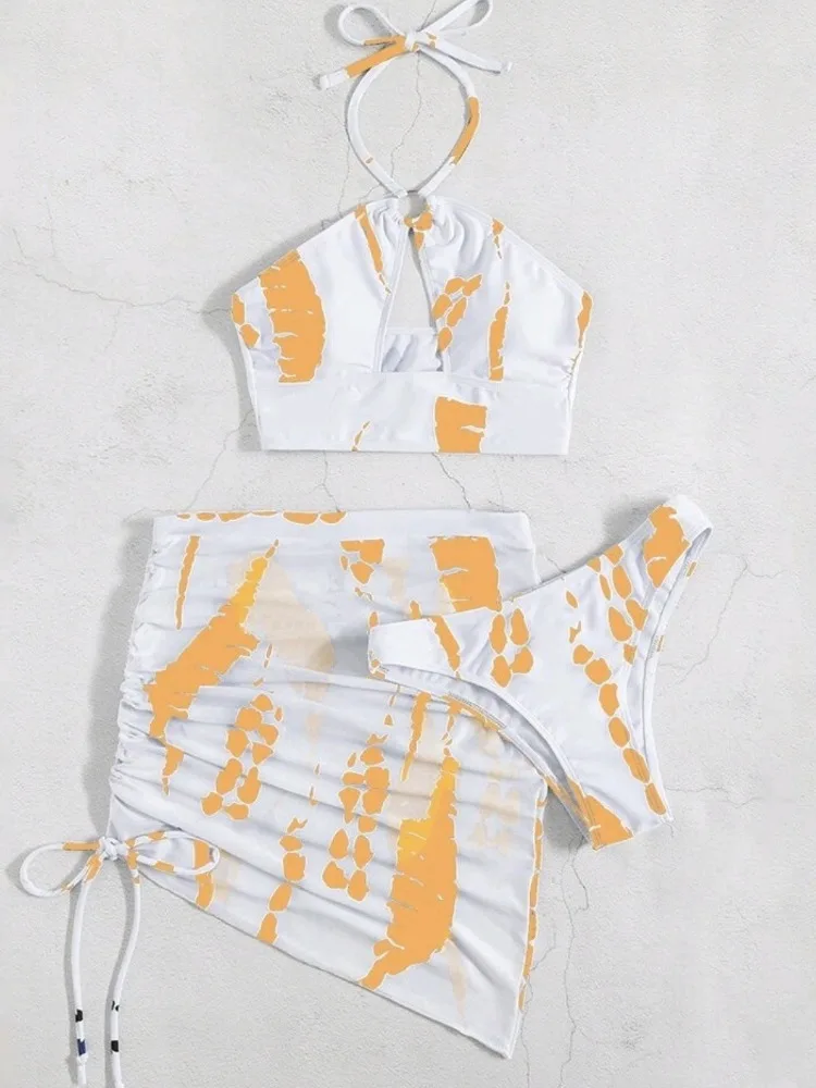 Рисунок 2 - Бикини-стринги из 3 предметов