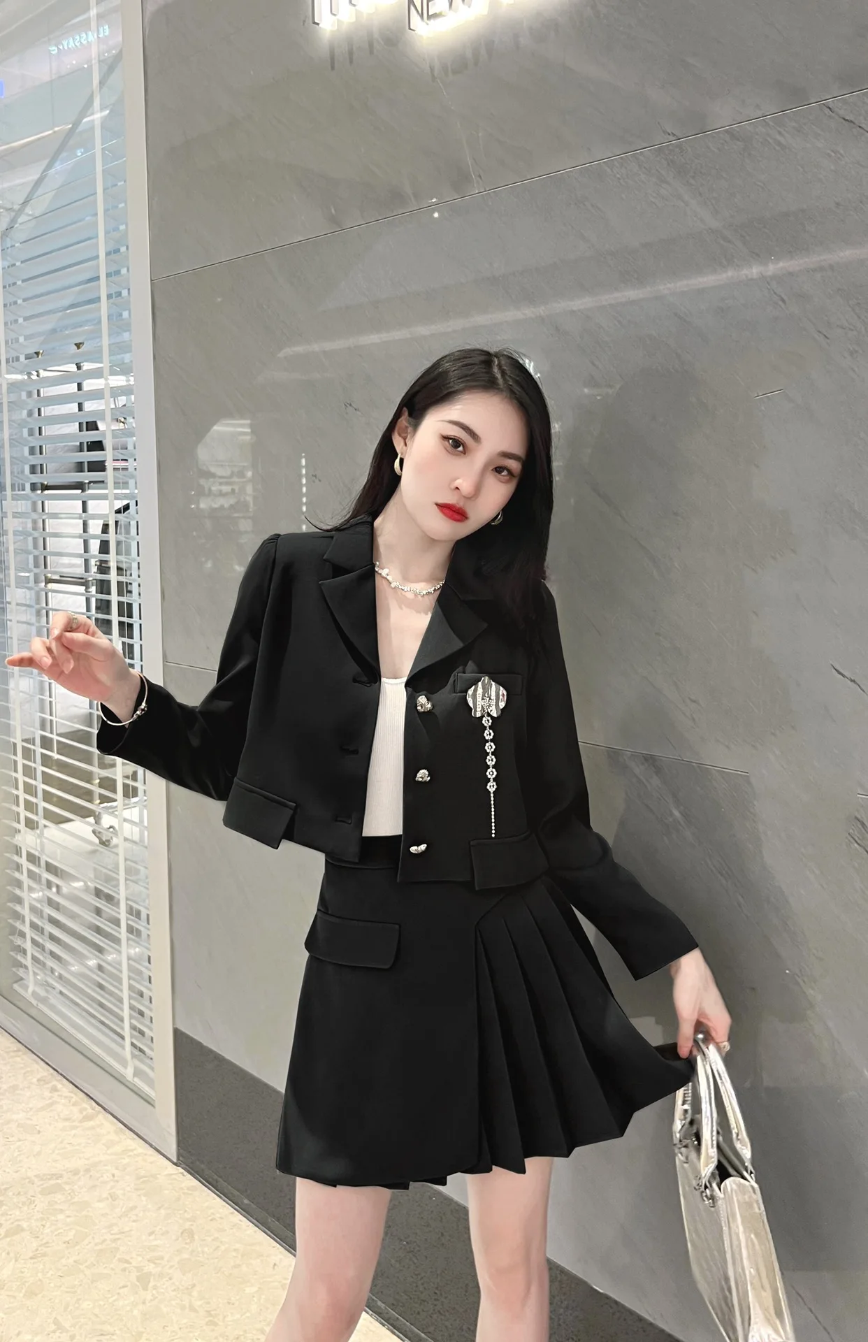 

2023 Autumn/Winter Fashion New Women's Clothing Turn-down collar coat➕Pleated Mid-Length Dress Set 0912