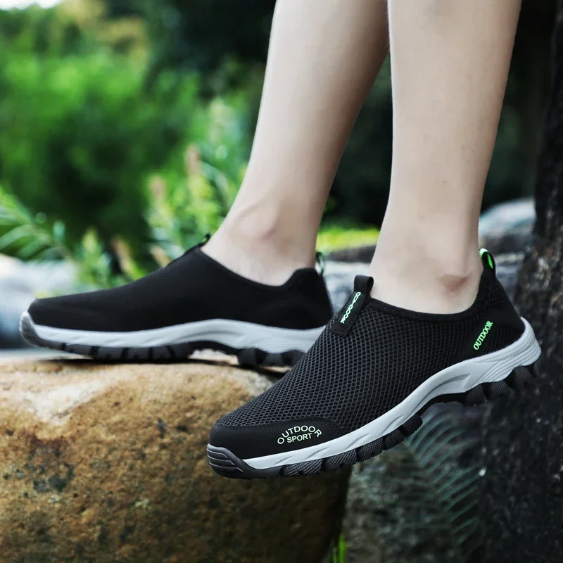 Men's Sneakers Lightweight Breathable Men Sneakers 2024 Outdoor Non-slip Man Tennis Casual Soft Mesh Loafers Flats
