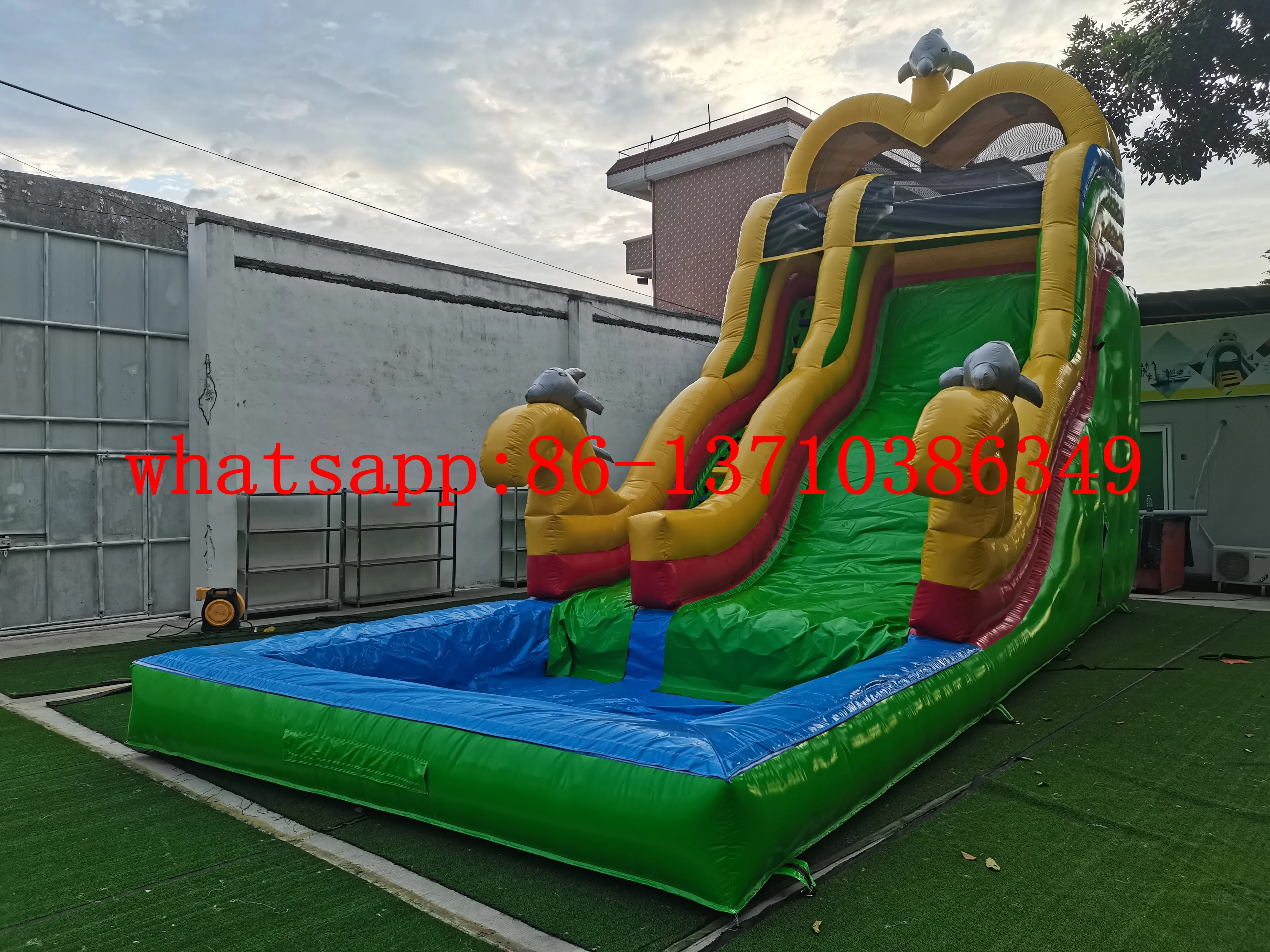 

Commercial large inflatable pool slide combination park