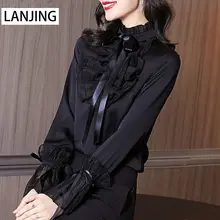 

2021 new spring and autumn retro design sense niche lotus leaf long-sleeved black shirt shirt top women blouses O-Neck