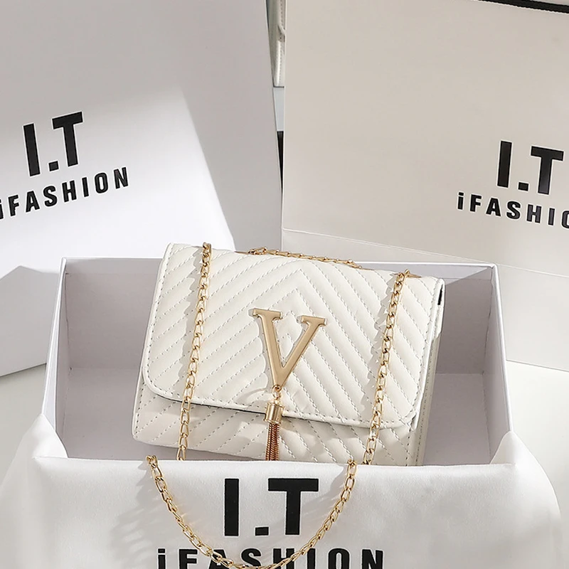 Embroidery Women Crossbody 2023 Thread Luxury Handbag Shoulder Bags Brand Sequined Tassel Clutch Small Bag And Purse_voghion.com
