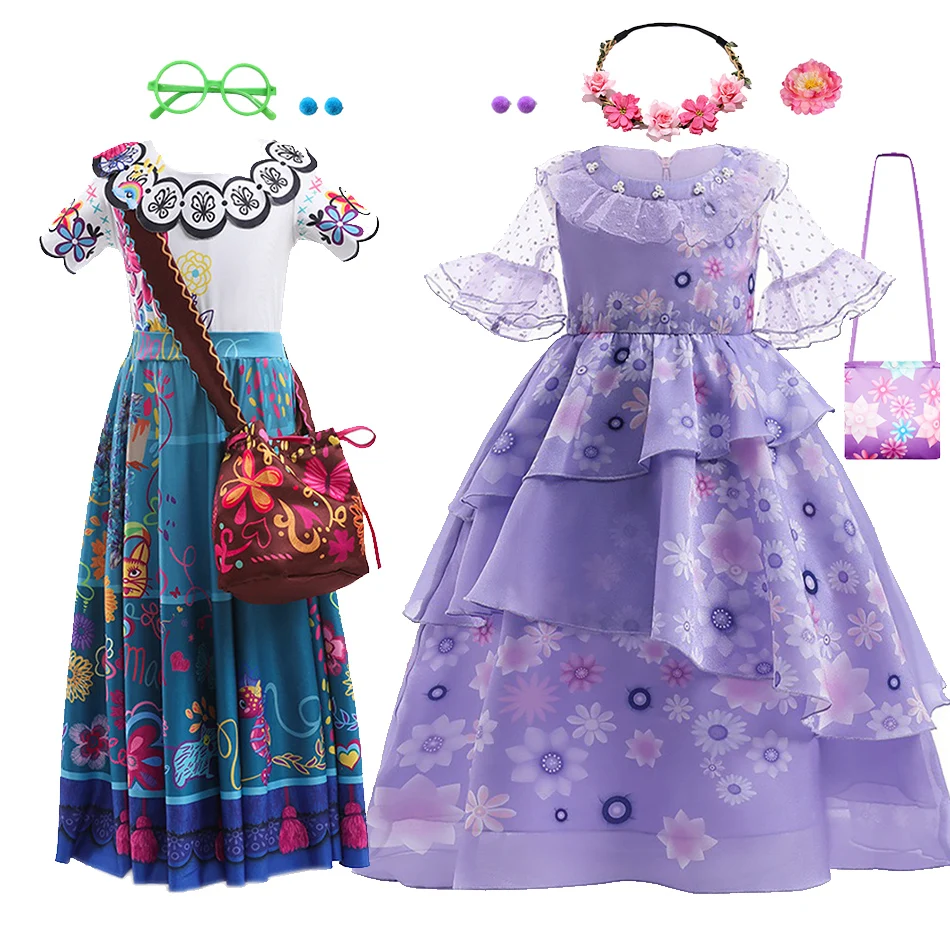 Женский длинный костюм принцессы с цветочными оборками |