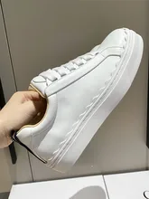  Women Design Sneakers Leather Casual Brand Flats Platform Thick Bottoms White Shoes Scalloped Trim Sports Shoes Bohemian Styling 