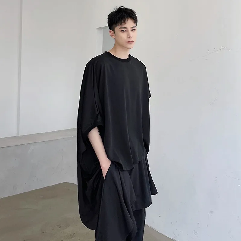 

Fashion 2023 Versatile Loose Fit Men's T-shirt Design Sense Trendy Irregular Personality Top Batshirt Men's Wear