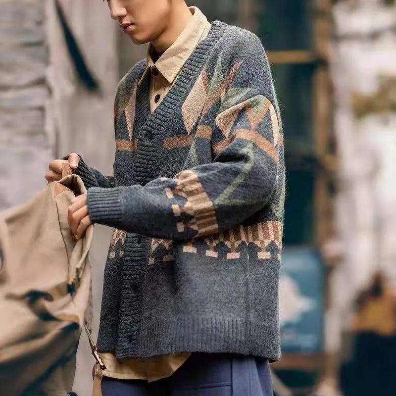 

Autumn Winter V-neck Needle Sweater Rhombus Collaborator Line Casual Jacket Loose Sweater Men's Tide