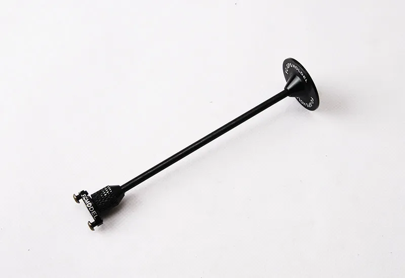 Mini Drone Toy Extra Pliable avec Support GPS - 170mm Noir en vol, capturé dans un ciel bleu avec une lumière naturelle.