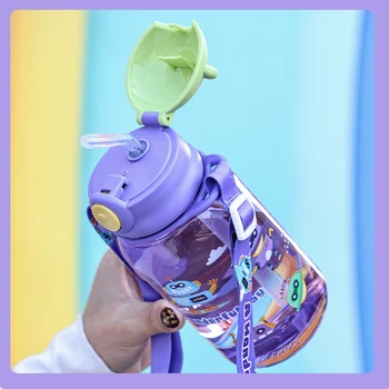 Sippy Cup/water bottle with Straw 13