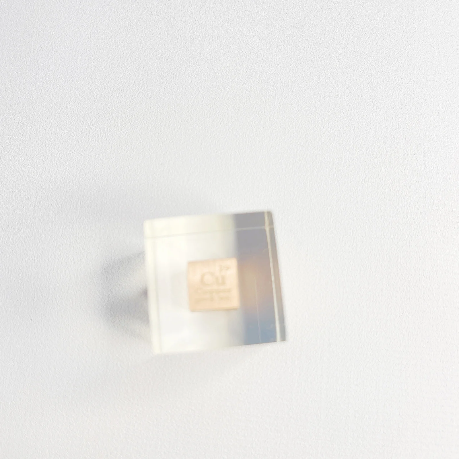 25x25x25mm Copper Cube Acrylic Real Periodic Table With Elements Embedded Chemical Souvenirs Scientist Collections