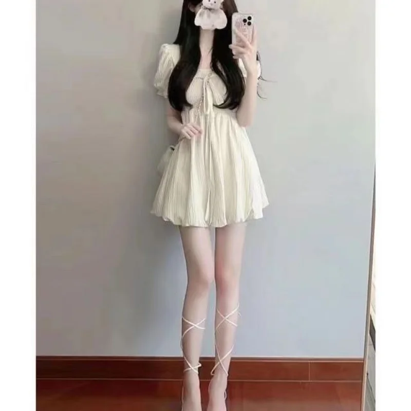 

Summer new dress sweet gentle wind sun small short A-word first love Pengpeng Sense fairy short skirt