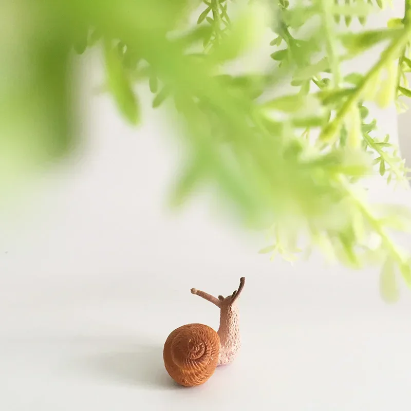 snail doll house miniatures lovely cute fairy garden gnome moss terrarium decor crafts bonsai figurine model toy 1Pcs ornament crafts miniature figurines