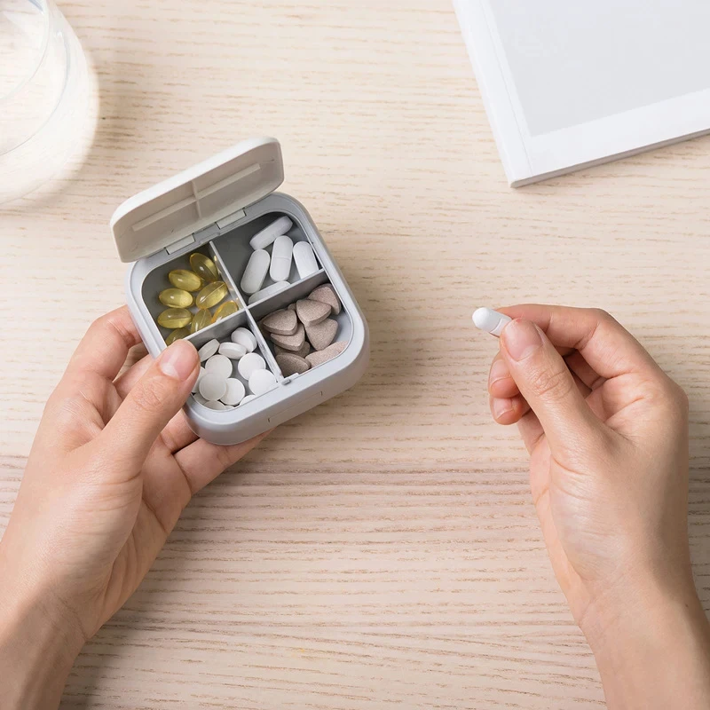 1pc Creative 4-Grid Design Small Medicine Box, Morning, Noon, Evening Tablet Organizer, Handmade Sewing Storage
