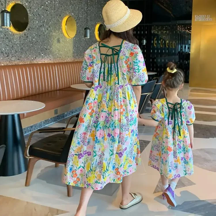 2023 Summer New Light Luxury Fashion Parent-child Dress Mother and Daughter Dress Vacation Short-sleeved Floral Skirt Boutique 6