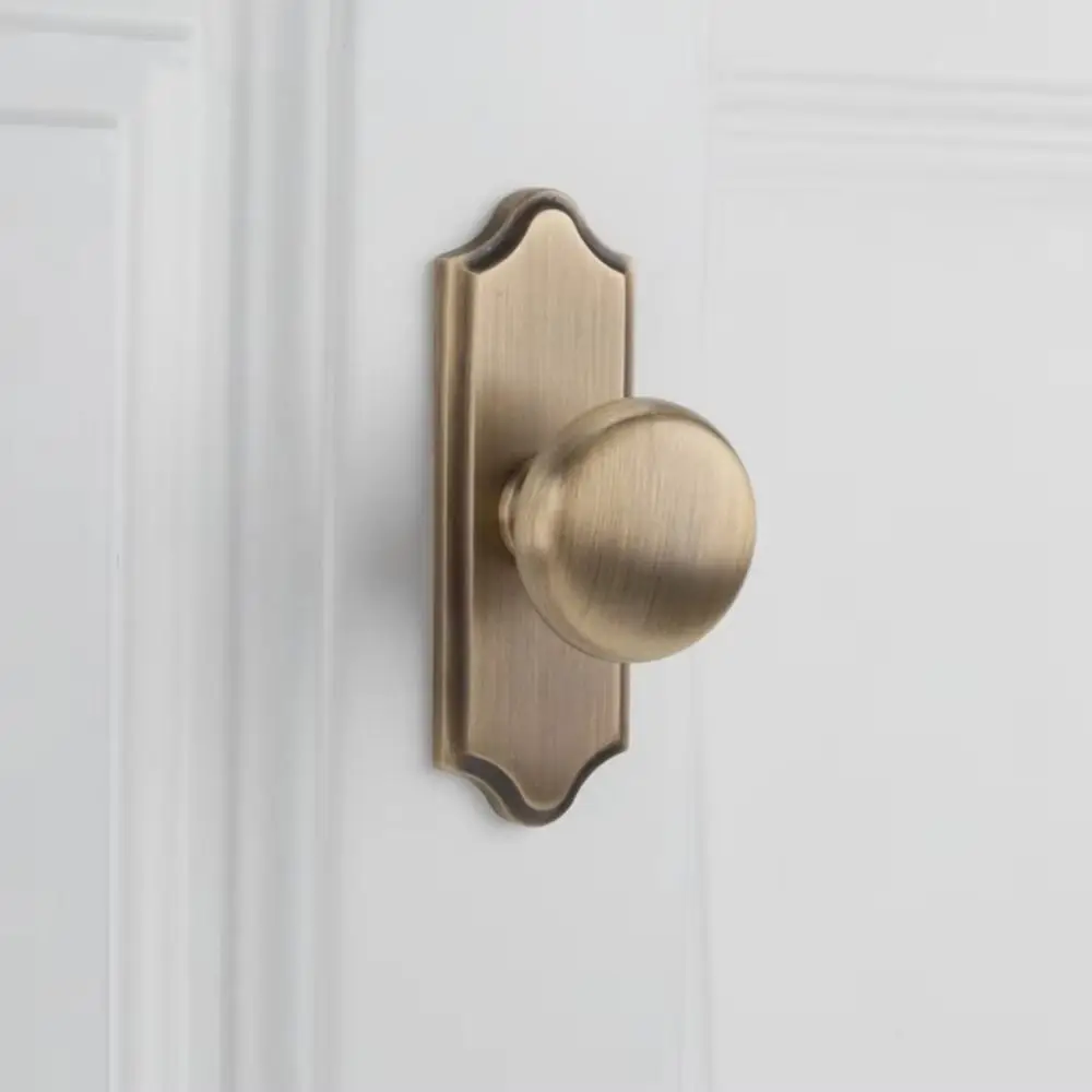 Nordic Brass Cabinet Pull Gold Round Single Hole Cabinet Door Handle Solid Brass Durable Wardrobe Pulls Furniture Hardware