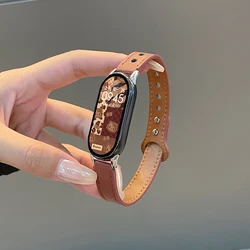 Premium Leather Strap for Smartwatch - Elegant Replacement Wrist Bracelet (Brown)