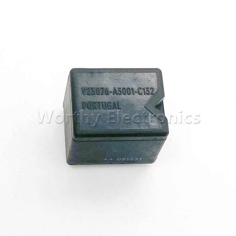 

Free Shipping 10pcs/lot New Original V23076-A3001-C132 Car Central Control Relay 6pin