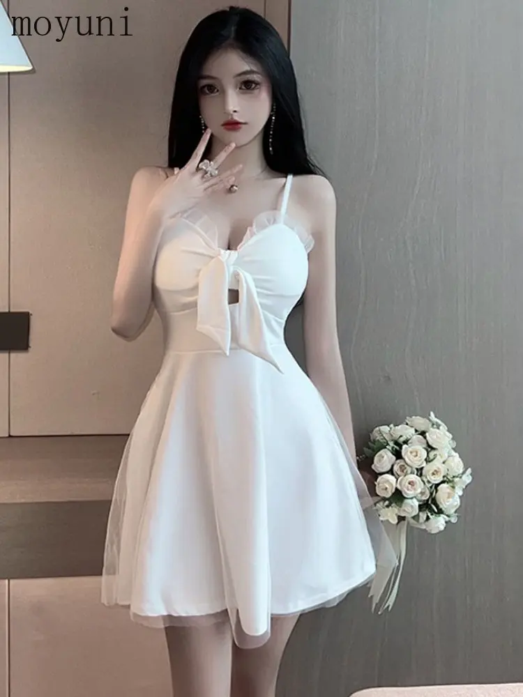 

2023 Korean Summer Sweet Sexy Girl Mesh Lace Strap Dress Temperament Waist-Controlled Slimming and Short Big Hem A- line Skirt