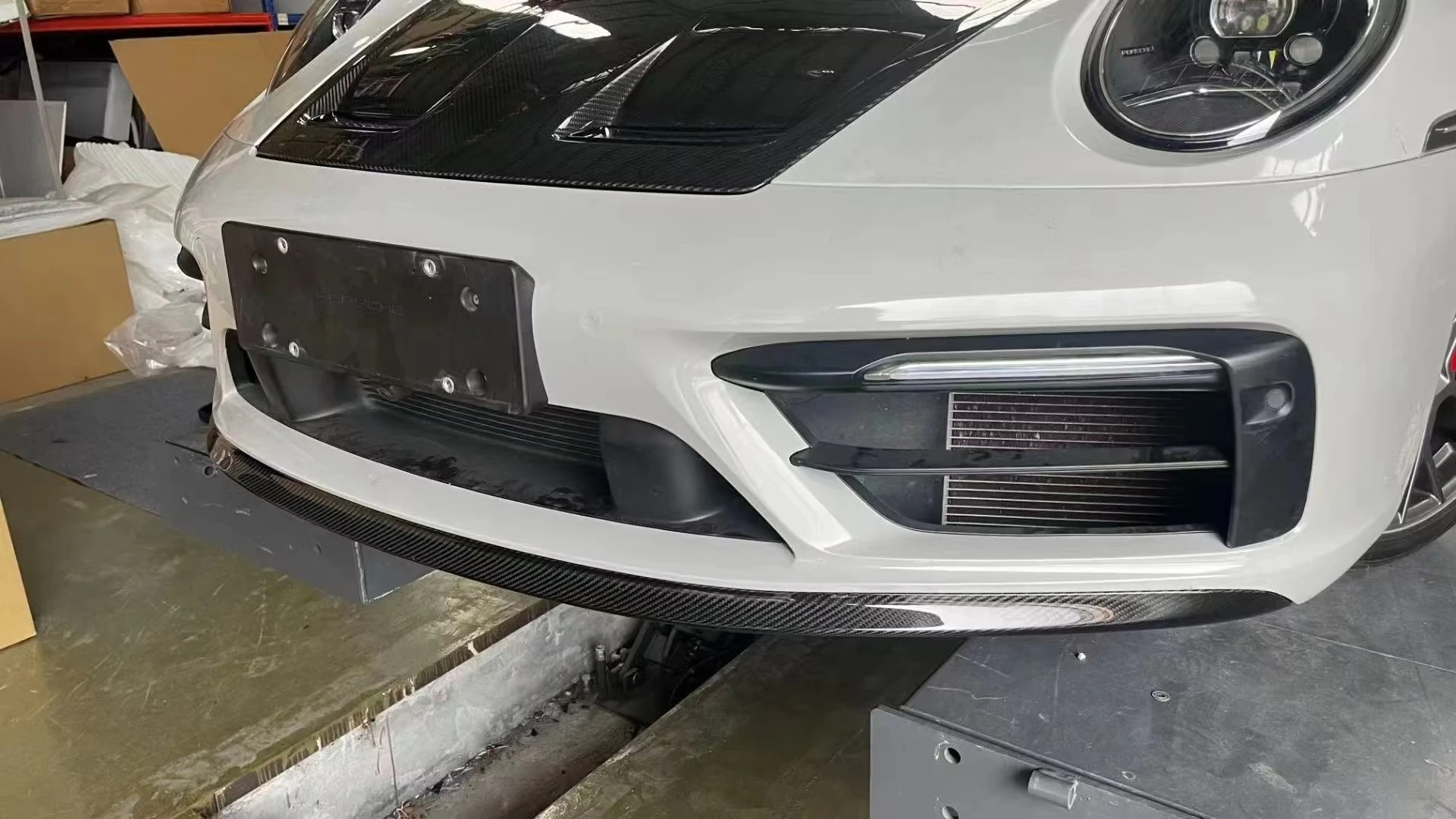 업그레이드된 PASM 카본 파이버 프론트 립 911-992 바디 파츠